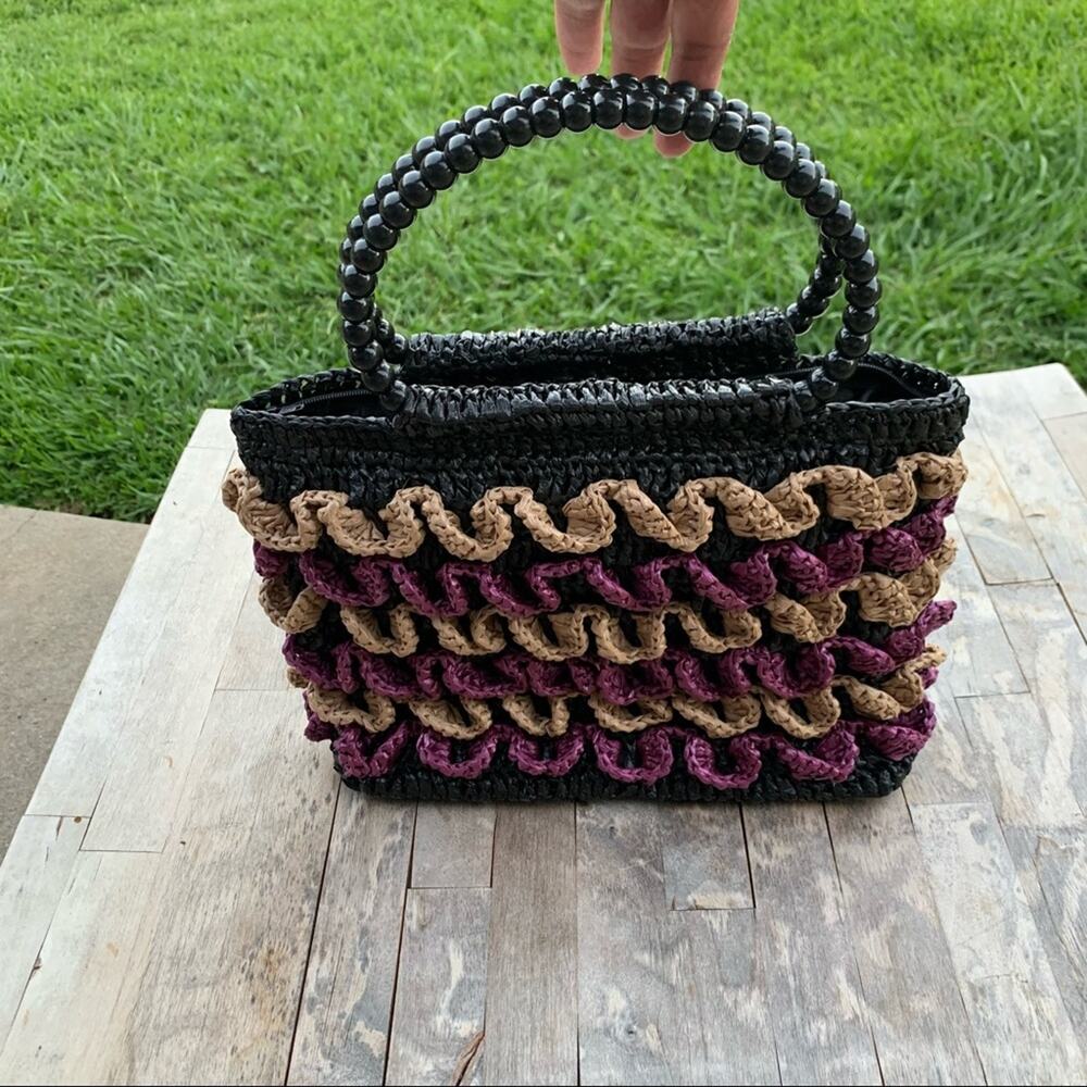 Vintage Style Woven Plastic Purse Beaded Handle Artisan Boho Y2K Bag